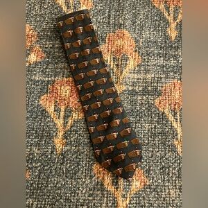Men’s Roper 100% Silk Cattle Print Tie